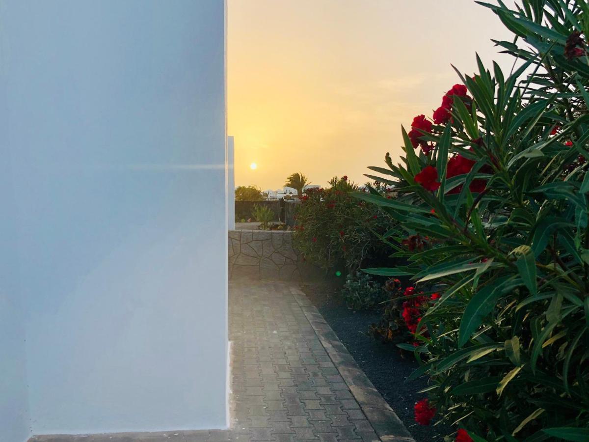 Villa Neptuno With Private Pool, Sea View, Sat-Tv & Free Wifi Playa Blanca  Buitenkant foto